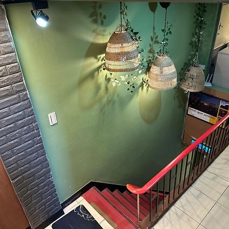 Taipei Triple Tiger Inn Экстерьер фото