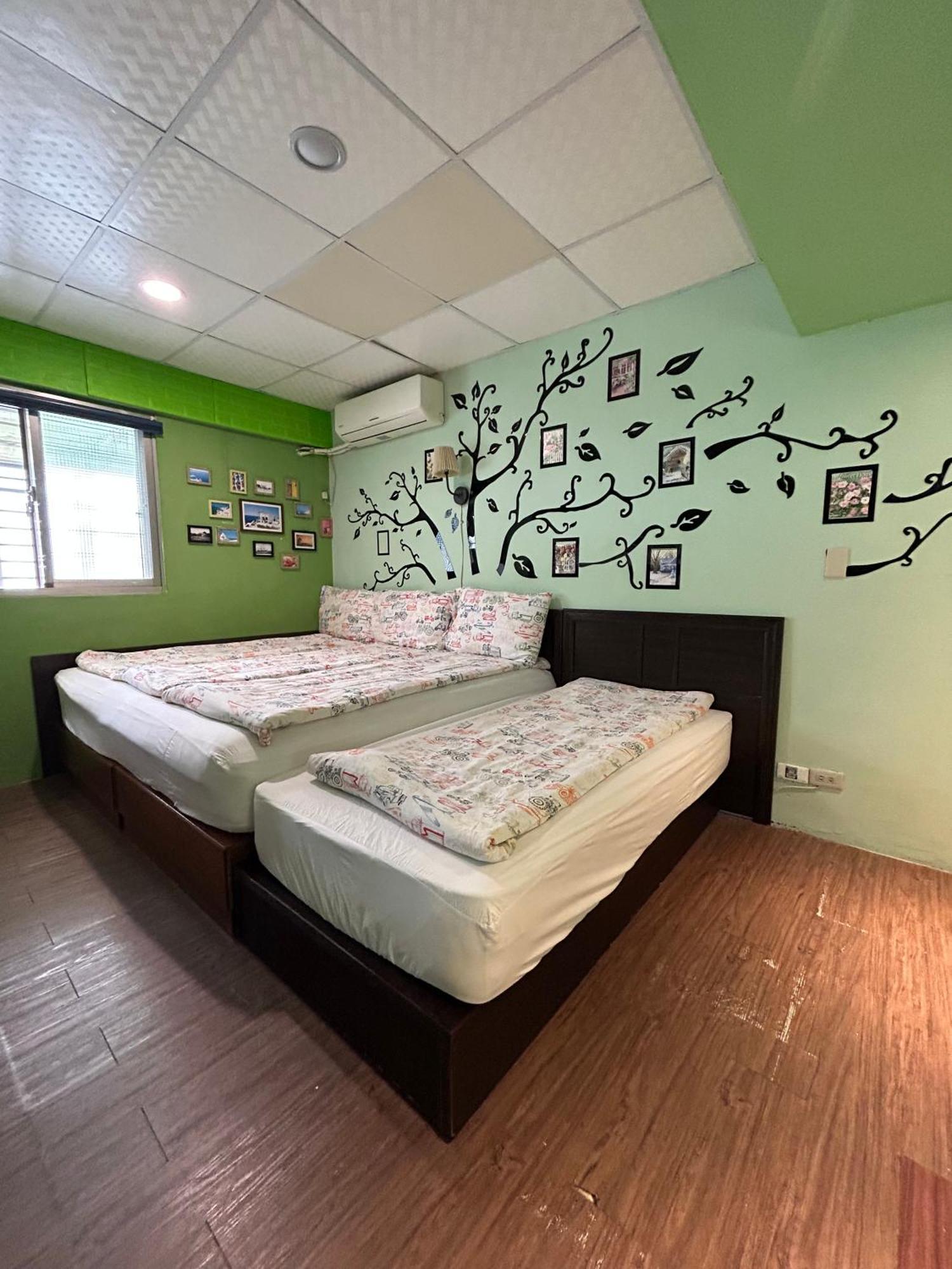 Taipei Triple Tiger Inn Экстерьер фото