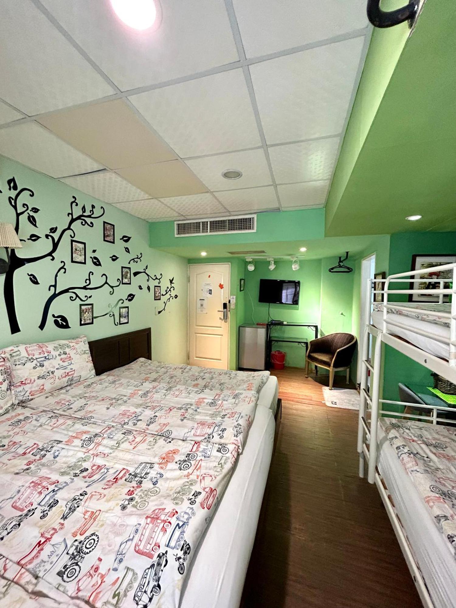 Taipei Triple Tiger Inn Экстерьер фото
